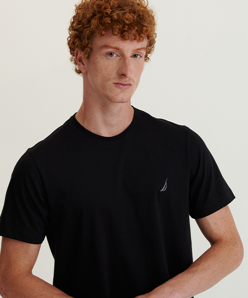 camiseta basica preta masculina nautica 12 2 02 0001 0039r