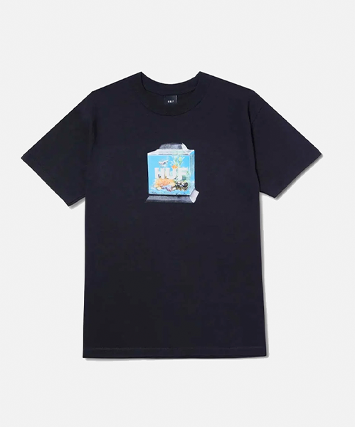 camiseta preta huf TS01963 FISHTANKIN SS TEE