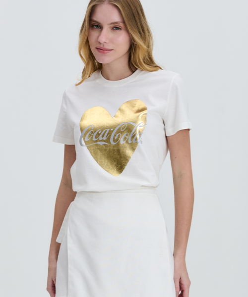 05 camiseta fem comfort coca cola heart